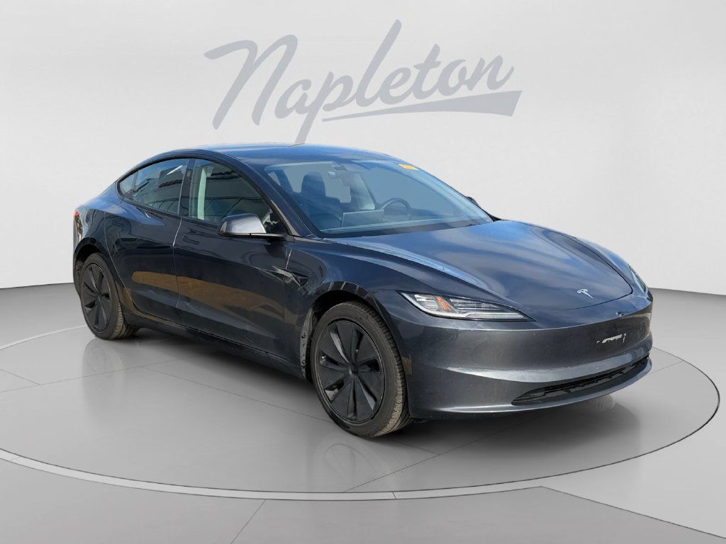 Used 2025 Tesla Model 3 Long Range RWD image 8