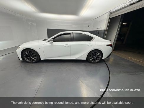 Used 2022 Lexus IS 350 F Sport image 2