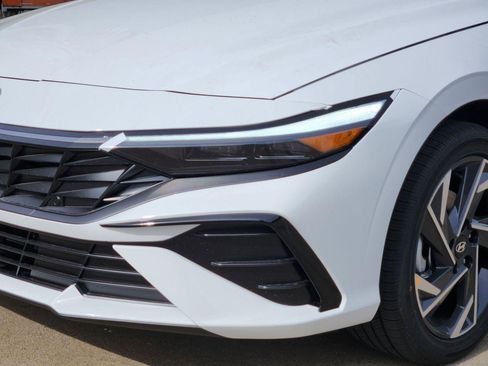 New 2026 Hyundai Elantra Limited w/ Cargo Package FWD image 6