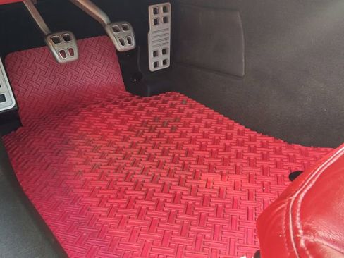 Used 2005 Chevrolet Corvette Coupe w/ Preferred Equipment Group image 40