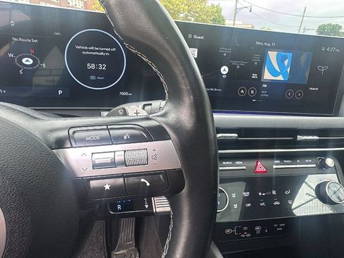 Used 2025 Hyundai Sonata Limited FWD image 16