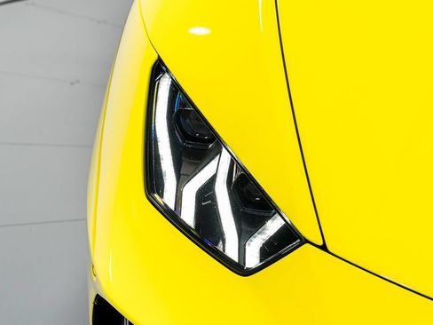 Used 2022 Lamborghini Huracan EVO AWD/4WD image 42