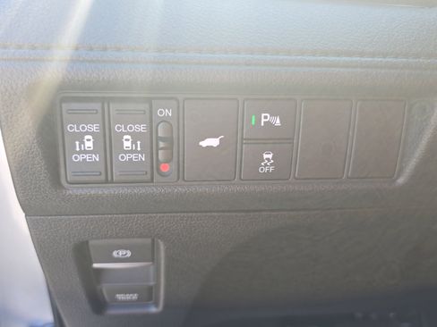 New 2026 Honda Odyssey Touring image 28