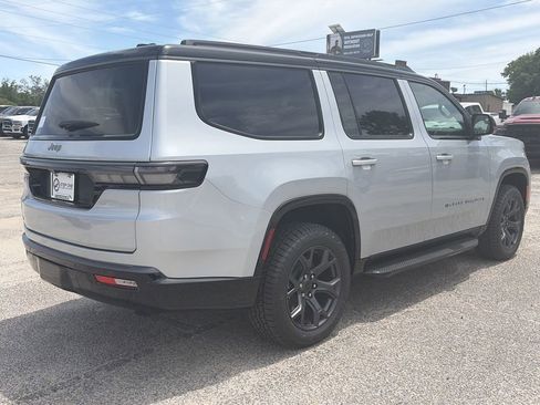 New 2026 Jeep Grand Wagoneer 4WD image 7