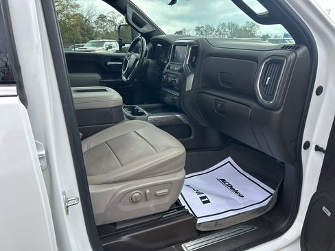 Used 2022 Chevrolet Silverado 2500 LTZ w/ LTZ Convenience Package image 18