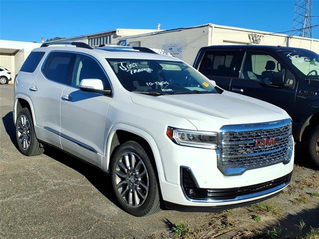 Used 2023 GMC Acadia Denali w/ Denali Technology Package FWD image 2
