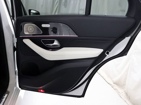 Certified 2026 Mercedes-Benz GLE 450 4MATIC image 34