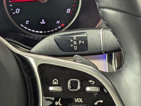 Used 2021 Mercedes-Benz GLC 300 4MATIC image 17