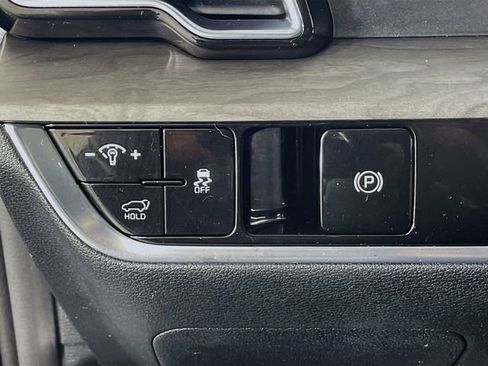 Used 2023 Kia Sportage X-Line w/ X-Line Premium Package image 11