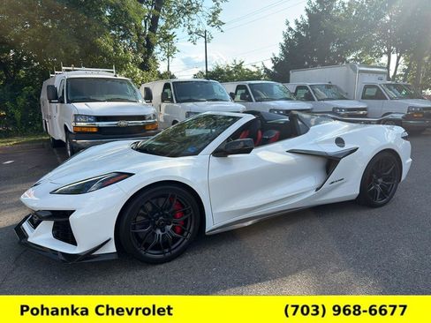 Used 2024 Chevrolet Corvette Z06 w/ Z07 Performance Package RWD image 30