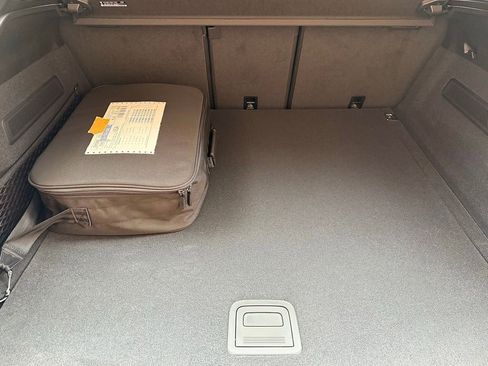 New 2025 Porsche Cayenne S image 27