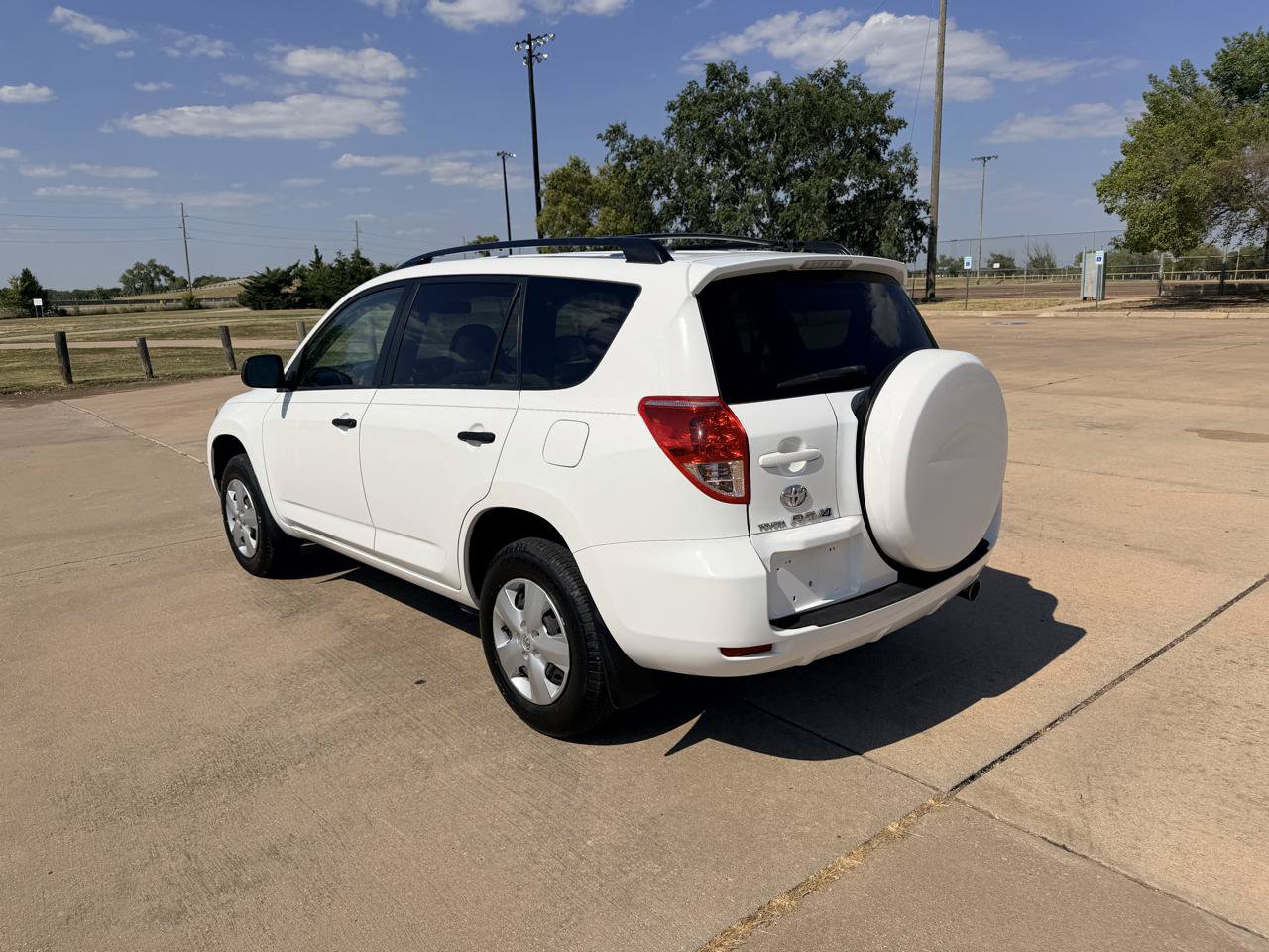 Used 2007 Toyota RAV4 2WD image 7