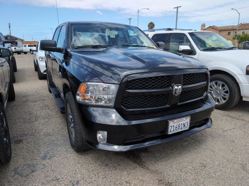 Used 2019 RAM 1500 Express w/ Express Value Package RWD image 2