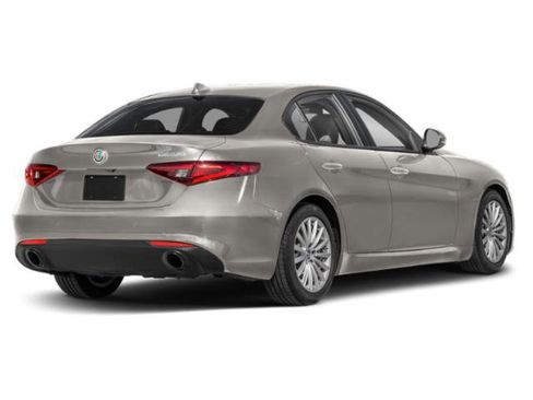 Used 2023 Alfa Romeo Giulia Ti w/ Active Assist Plus Package image 2