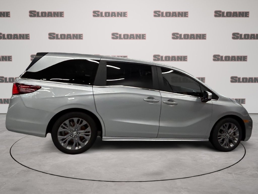 Certified 2025 Honda Odyssey Touring image 6