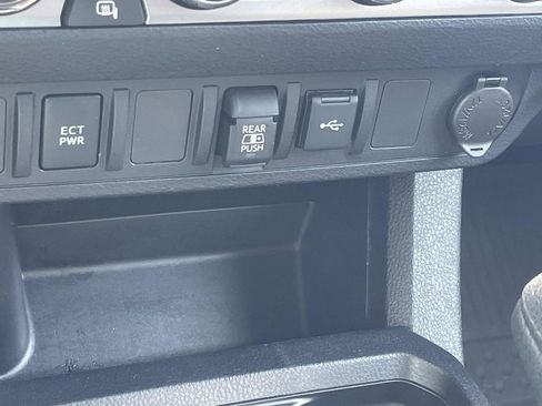 Used 2023 Toyota Tacoma SR5 image 21