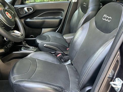 Used 2018 FIAT 500L Trekking FWD image 36