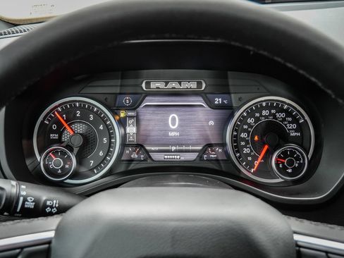New 2026 RAM 1500 4x4 Crew Cab image 39