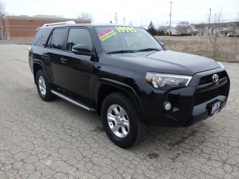 Used 2018 Toyota 4Runner SR5 Premium image 5