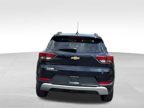Used 2021 Chevrolet TrailBlazer LT w/ Convenience Package FWD image 6