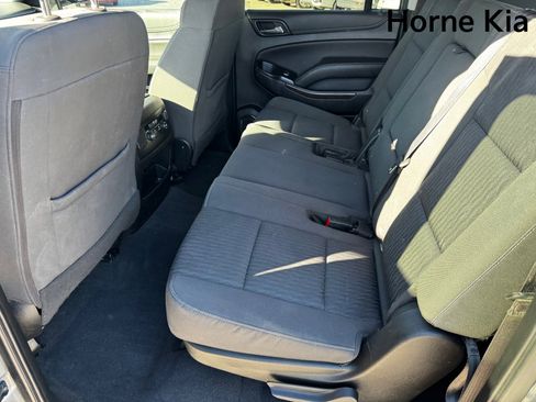 Used 2020 GMC Yukon XL SLE w/ Convenience Package image 12