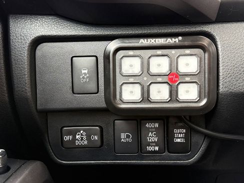 Used 2022 Toyota Tacoma TRD Sport w/ TRD Premium Sport Package image 22