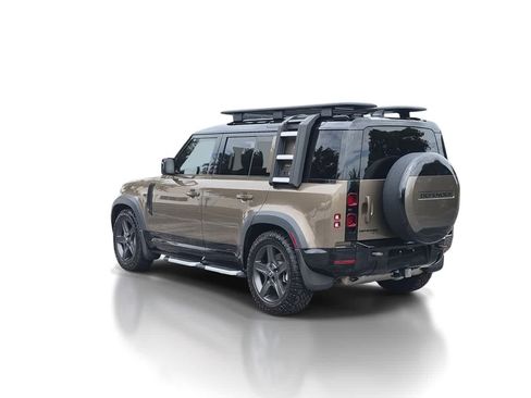 Certified 2023 Land Rover Defender 110 X-Dynamic SE AWD/4WD image 6