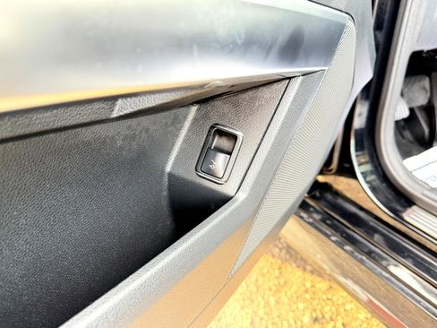 Used 2014 Mercedes-Benz GLK 350 GLK350 4MATIC image 19