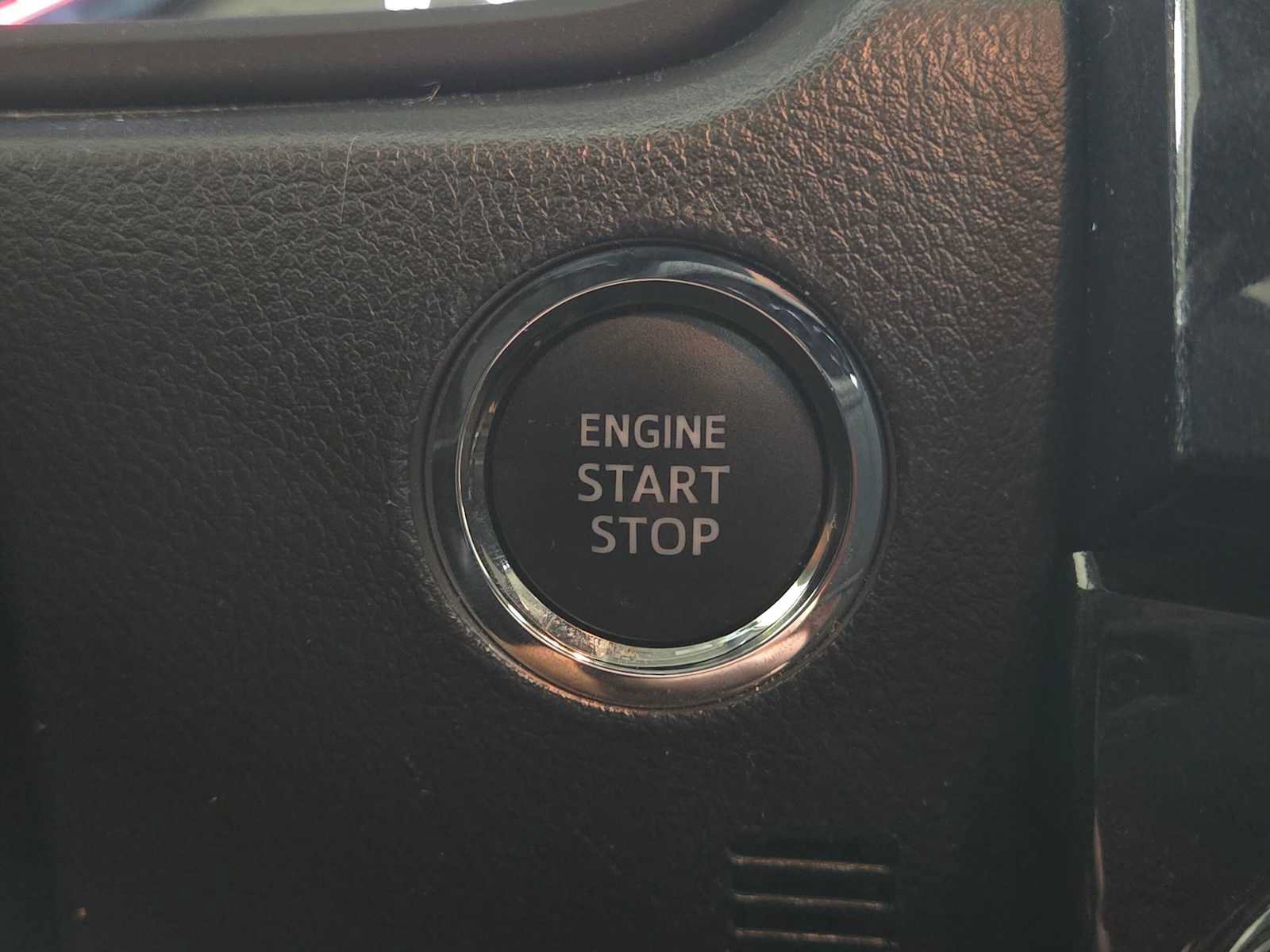 Used 2021 Toyota 4Runner TRD Off-Road Premium w/ Moonroof Package AWD/4WD image 33