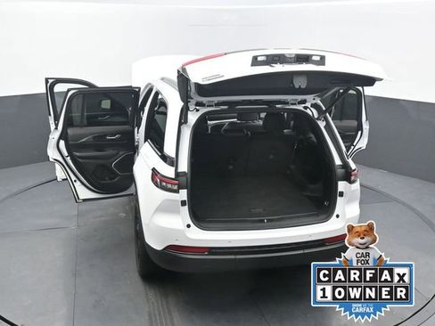 Used 2022 Jeep Grand Cherokee Altitude image 78