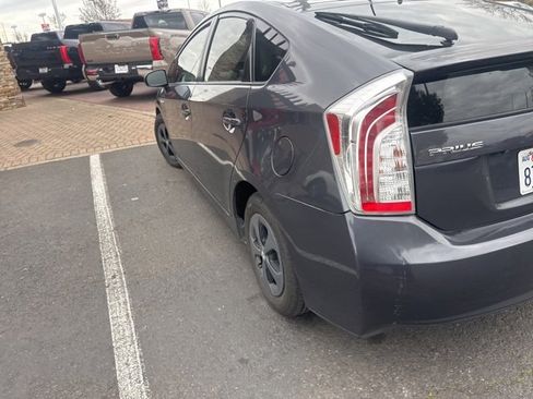 Used 2012 Toyota Prius Three image 12