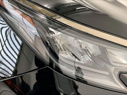 Used 2022 Toyota Sienna XLE Woodland Edition AWD/4WD image 29