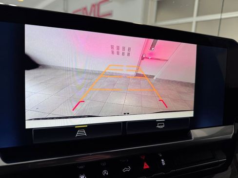 Used 2023 Chevrolet Silverado 1500 LT image 19