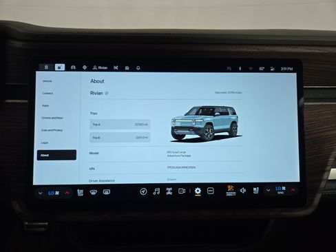 Used 2024 Rivian R1S Adventure Quad AWD/4WD image 29