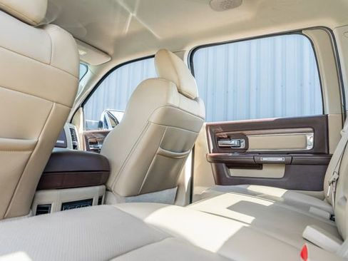 Used 2014 RAM 2500 Laramie w/ Convenience Group image 37