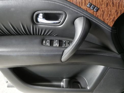 Used 2019 Nissan Armada SL w/ Premium Package image 19