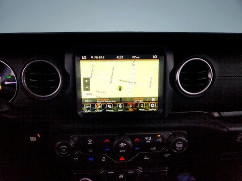 Used 2022 Jeep Wrangler Unlimited Rubicon 4xe image 26