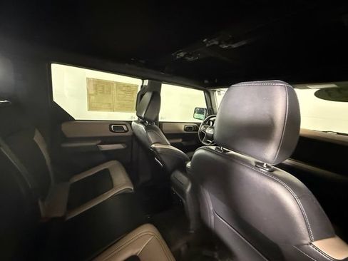Used 2023 Ford Bronco Wildtrak AWD/4WD image 33