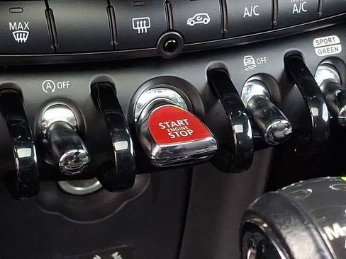 Used 2018 MINI Cooper S FWD image 19