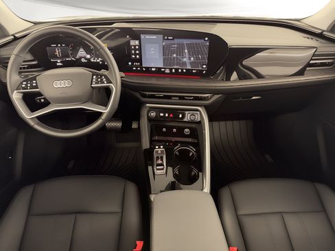 Certified 2025 Audi Q5 Premium w/ Premium Plus AWD/4WD image 19