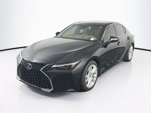 Used 2024 Lexus IS 300 w/ Comfort Package RWD image 3