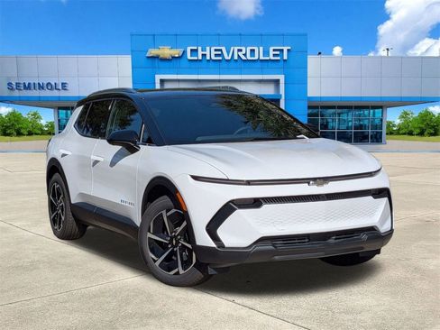 New 2026 Chevrolet Equinox EV LT image 1