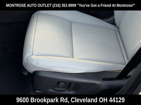 New 2026 Land Rover Range Rover Velar Dynamic SE image 35