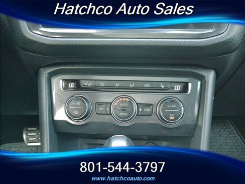 Used 2021 Volkswagen Tiguan SEL Premium R-Line w/ 3rd Row Seat Package AWD/4WD image 26