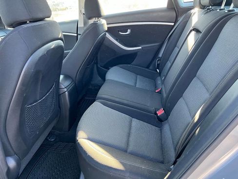 Used 2014 Hyundai Elantra GT image 33