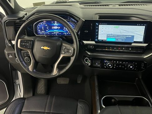 Used 2024 Chevrolet Silverado 2500 High Country w/ High Country Premium Package image 15