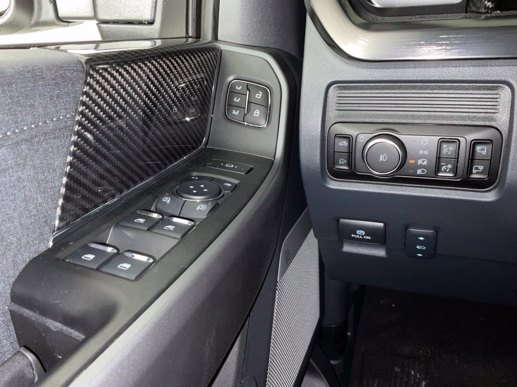 New 2026 Ford F250 Lariat w/ Black Appearance Package AWD/4WD image 20