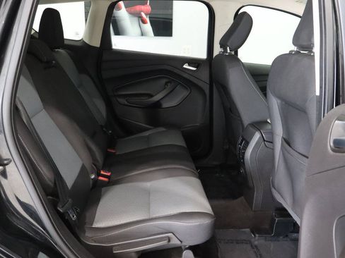 Used 2018 Ford Escape SE w/ Ford Safe & Smart Package FWD image 10