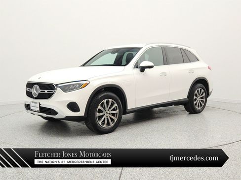 Certified 2026 Mercedes-Benz GLC 300 image 1