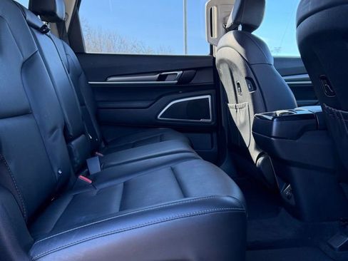 Used 2020 Kia Telluride LX image 10